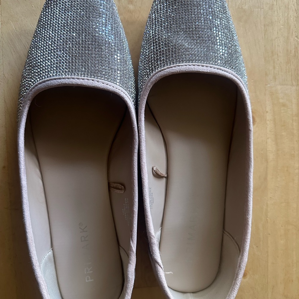 Gorgeous Sparkly Flats 💎